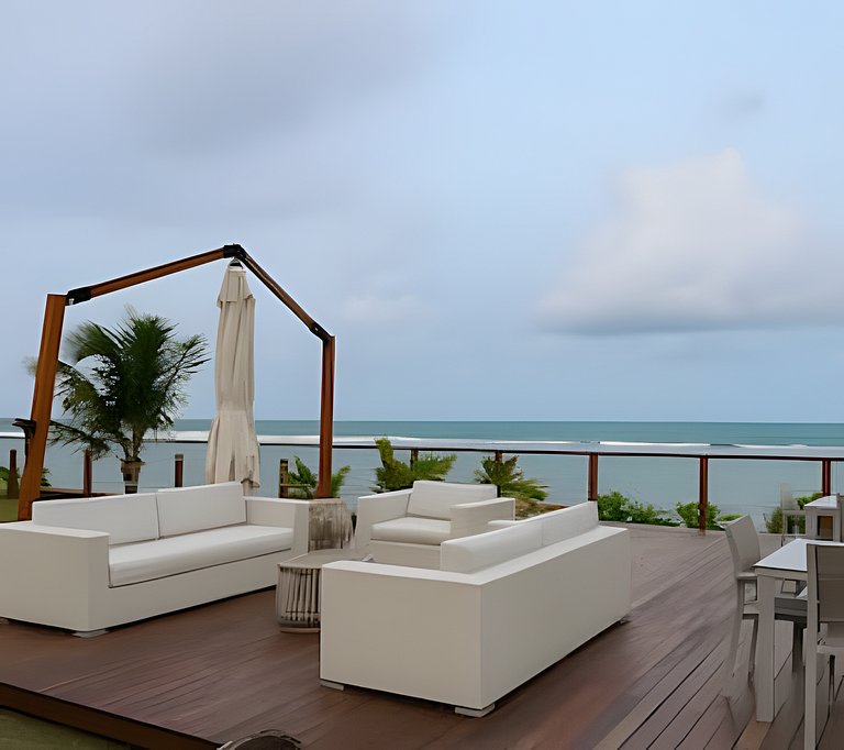 Luxuoso apto resort pé na areia