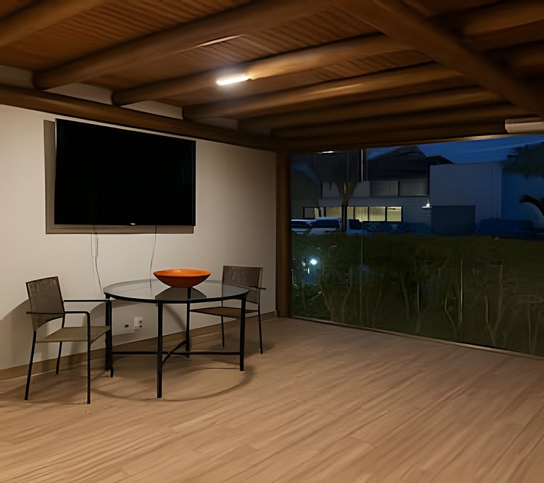 Luxuoso apto resort pé na areia