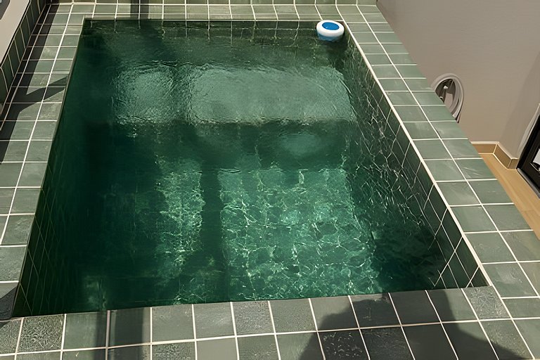 Apto Piscina Privativa no Centro