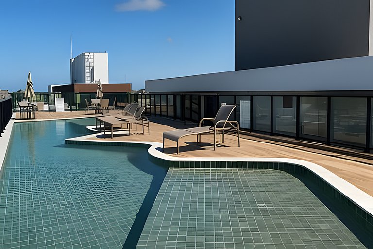 Apto Piscina Privativa no Centro