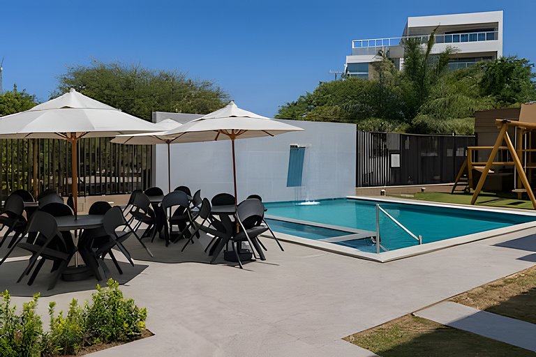 Duplex 3 quartos no centro e 100 metros da praia