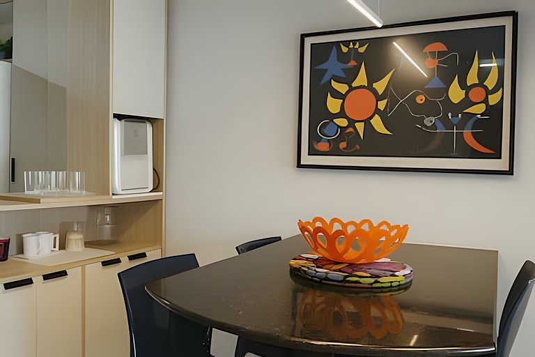 Duplex 3 quartos no centro e 100 metros da praia