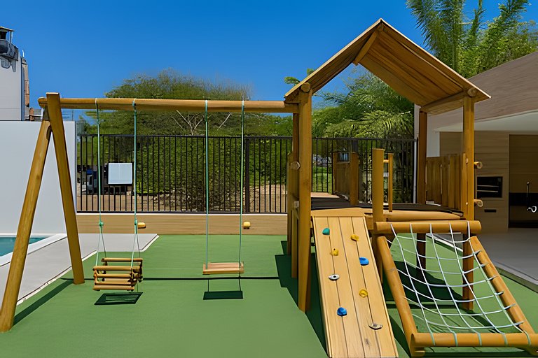 Duplex 3 quartos no centro e 100 metros da praia